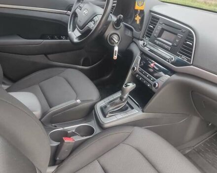 Сірий Хендай Елантра, об'ємом двигуна 2 л та пробігом 74 тис. км за 14700 $, фото 9 на Automoto.ua