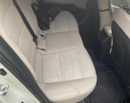 Серый Хендай Элантра, объемом двигателя 2 л и пробегом 205 тыс. км за 11100 $, фото 1 на Automoto.ua