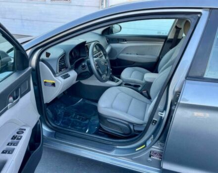 Сірий Хендай Елантра, об'ємом двигуна 2 л та пробігом 54 тис. км за 2600 $, фото 6 на Automoto.ua