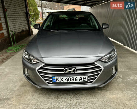 Серый Хендай Элантра, объемом двигателя 2 л и пробегом 35 тыс. км за 13300 $, фото 1 на Automoto.ua