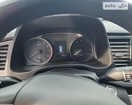 Серый Хендай Элантра, объемом двигателя 2 л и пробегом 100 тыс. км за 2900 $, фото 4 на Automoto.ua