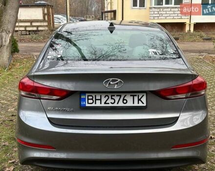 Серый Хендай Элантра, объемом двигателя 2 л и пробегом 160 тыс. км за 11200 $, фото 6 на Automoto.ua