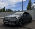 Сірий Хендай Елантра, об'ємом двигуна 2 л та пробігом 230 тис. км за 10200 $, фото 3 на Automoto.ua