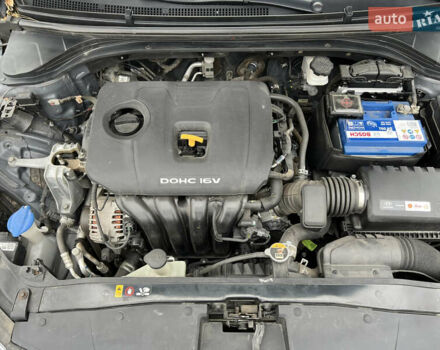 Серый Хендай Элантра, объемом двигателя 1.98 л и пробегом 128 тыс. км за 12500 $, фото 24 на Automoto.ua