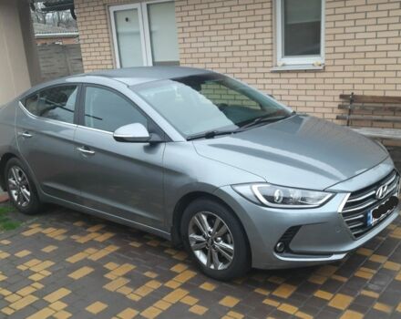 Сірий Хендай Елантра, об'ємом двигуна 0 л та пробігом 132 тис. км за 10900 $, фото 4 на Automoto.ua