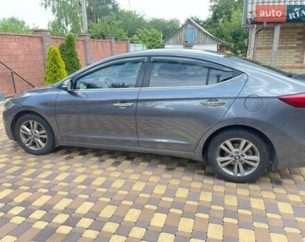 Серый Хендай Элантра, объемом двигателя 1.59 л и пробегом 173 тыс. км за 12000 $, фото 2 на Automoto.ua