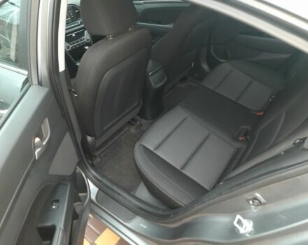 Сірий Хендай Елантра, об'ємом двигуна 0 л та пробігом 132 тис. км за 10900 $, фото 13 на Automoto.ua