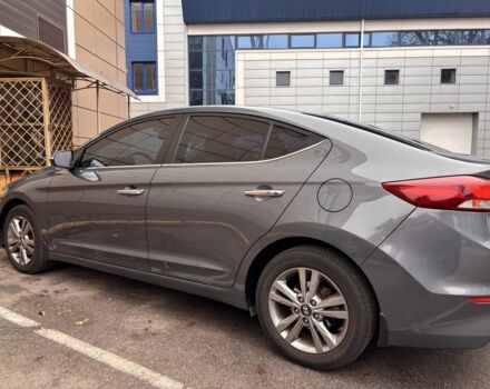 Сірий Хендай Елантра, об'ємом двигуна 1.6 л та пробігом 111 тис. км за 11900 $, фото 2 на Automoto.ua
