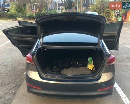 Серый Хендай Элантра, объемом двигателя 2 л и пробегом 183 тыс. км за 15000 $, фото 8 на Automoto.ua