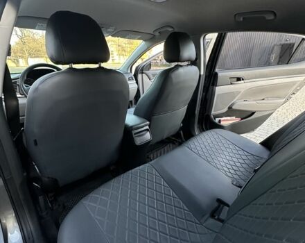 Сірий Хендай Елантра, об'ємом двигуна 2 л та пробігом 160 тис. км за 12800 $, фото 6 на Automoto.ua