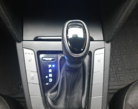 Сірий Хендай Елантра, об'ємом двигуна 0 л та пробігом 132 тис. км за 10900 $, фото 11 на Automoto.ua