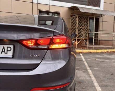 Сірий Хендай Елантра, об'ємом двигуна 1.6 л та пробігом 111 тис. км за 11900 $, фото 4 на Automoto.ua