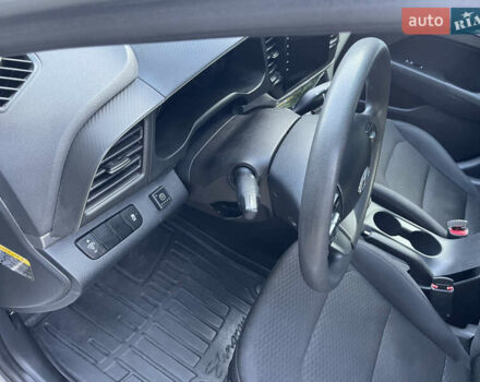 Серый Хендай Элантра, объемом двигателя 2 л и пробегом 97 тыс. км за 11999 $, фото 32 на Automoto.ua