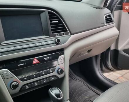 Серый Хендай Элантра, объемом двигателя 2 л и пробегом 89 тыс. км за 11100 $, фото 18 на Automoto.ua