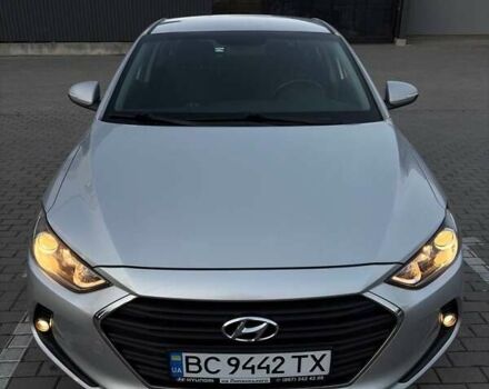 Сірий Хендай Елантра, об'ємом двигуна 1.59 л та пробігом 140 тис. км за 12000 $, фото 1 на Automoto.ua