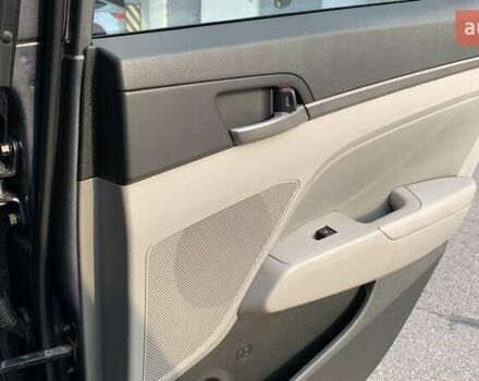 Сірий Хендай Елантра, об'ємом двигуна 2 л та пробігом 165 тис. км за 10700 $, фото 23 на Automoto.ua