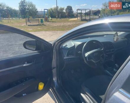 Хендай Элантра 2018 в Харькове на Automoto.ua Серый Хендай Элантра, объемом двигателя 1.59 л и пробегом 91 тыс. км за 12500 $, фото 10 на Automoto.ua