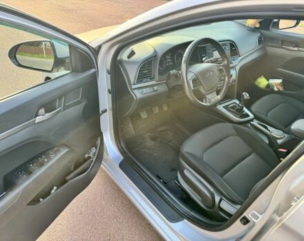 Хендай Элантра 2018 в Борисполе на Automoto.ua Серый Хендай Элантра, объемом двигателя 1.6 л и пробегом 135 тыс. км за 13500 $, фото 5 на Automoto.ua