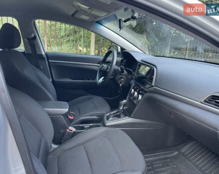 Серый Хендай Элантра, объемом двигателя 2 л и пробегом 97 тыс. км за 12500 $, фото 25 на Automoto.ua