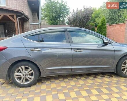 Серый Хендай Элантра, объемом двигателя 1.59 л и пробегом 173 тыс. км за 12000 $, фото 7 на Automoto.ua