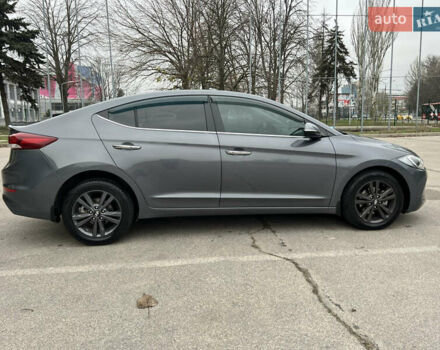 Серый Хендай Элантра, объемом двигателя 1.98 л и пробегом 128 тыс. км за 12500 $, фото 10 на Automoto.ua