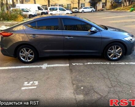 Серый Хендай Элантра, объемом двигателя 2 л и пробегом 183 тыс. км за 15000 $, фото 1 на Automoto.ua