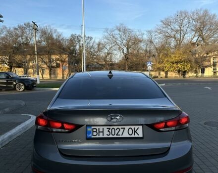 Сірий Хендай Елантра, об'ємом двигуна 2 л та пробігом 160 тис. км за 12800 $, фото 3 на Automoto.ua