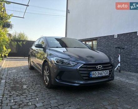 Серый Хендай Элантра, объемом двигателя 1.59 л и пробегом 92 тыс. км за 11000 $, фото 10 на Automoto.ua