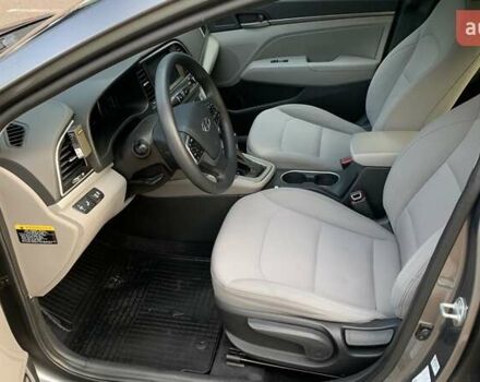 Сірий Хендай Елантра, об'ємом двигуна 2 л та пробігом 165 тис. км за 10700 $, фото 15 на Automoto.ua