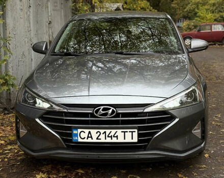 Серый Хендай Элантра, объемом двигателя 2 л и пробегом 142 тыс. км за 13000 $, фото 5 на Automoto.ua