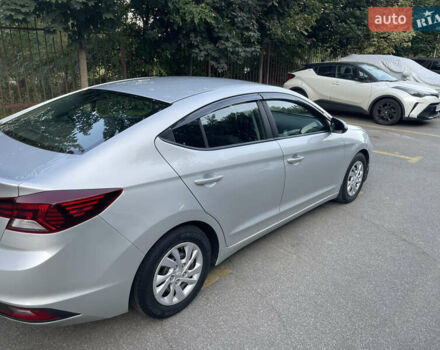 Серый Хендай Элантра, объемом двигателя 2 л и пробегом 97 тыс. км за 11999 $, фото 12 на Automoto.ua