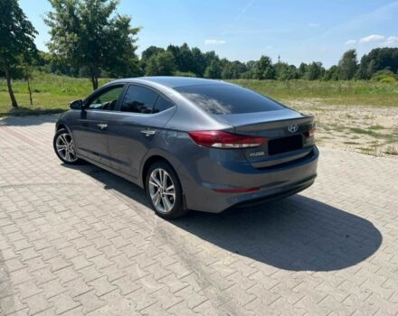 Серый Хендай Элантра, объемом двигателя 1.6 л и пробегом 32 тыс. км за 8000 $, фото 5 на Automoto.ua