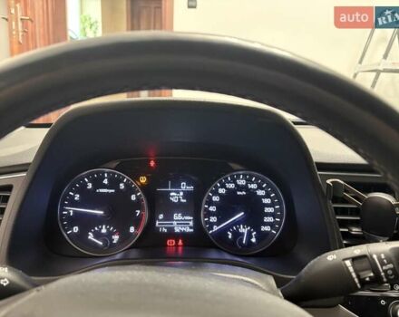 Серый Хендай Элантра, объемом двигателя 1.59 л и пробегом 92 тыс. км за 11000 $, фото 14 на Automoto.ua