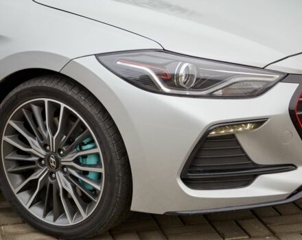 Серый Хендай Элантра, объемом двигателя 1.6 л и пробегом 145 тыс. км за 12500 $, фото 8 на Automoto.ua