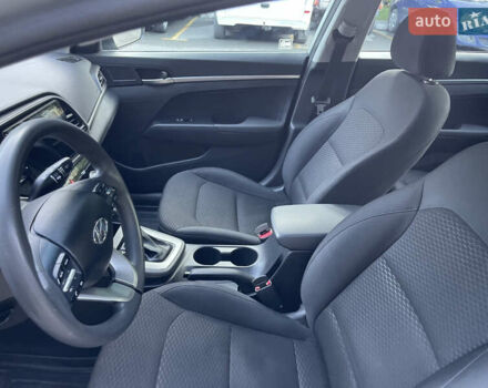 Серый Хендай Элантра, объемом двигателя 2 л и пробегом 97 тыс. км за 12500 $, фото 18 на Automoto.ua