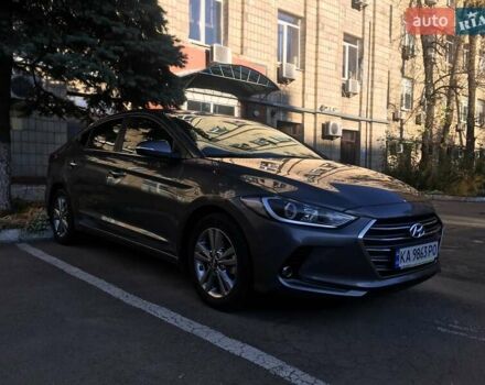 Серый Хендай Элантра, объемом двигателя 2 л и пробегом 183 тыс. км за 15000 $, фото 2 на Automoto.ua