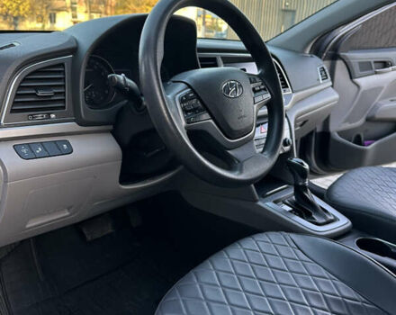 Сірий Хендай Елантра, об'ємом двигуна 2 л та пробігом 160 тис. км за 12800 $, фото 9 на Automoto.ua