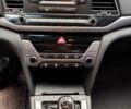 Сірий Хендай Елантра, об'ємом двигуна 1.6 л та пробігом 111 тис. км за 11900 $, фото 6 на Automoto.ua