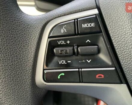 Сірий Хендай Елантра, об'ємом двигуна 2 л та пробігом 165 тис. км за 10700 $, фото 35 на Automoto.ua