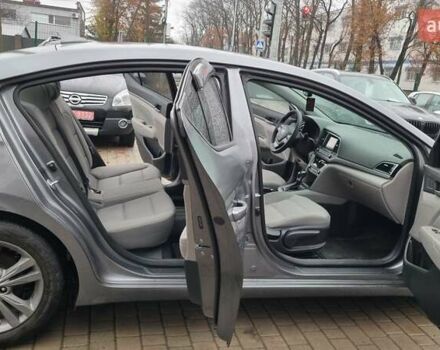 Серый Хендай Элантра, объемом двигателя 2 л и пробегом 89 тыс. км за 11100 $, фото 9 на Automoto.ua