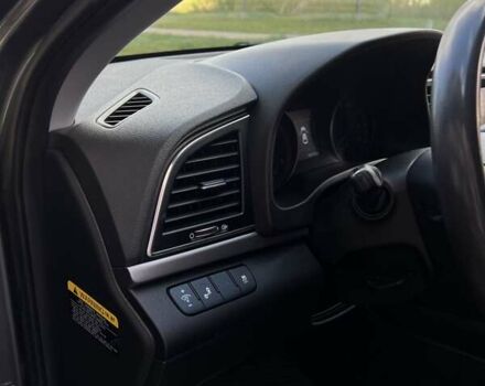 Серый Хендай Элантра, объемом двигателя 2 л и пробегом 145 тыс. км за 11000 $, фото 8 на Automoto.ua