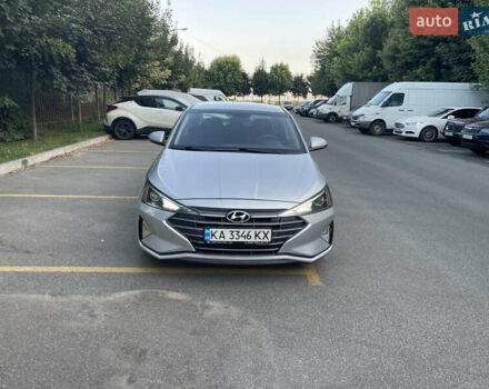 Серый Хендай Элантра, объемом двигателя 2 л и пробегом 97 тыс. км за 12500 $, фото 4 на Automoto.ua