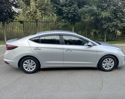 Серый Хендай Элантра, объемом двигателя 2 л и пробегом 96 тыс. км за 12399 $, фото 6 на Automoto.ua