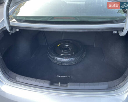 Серый Хендай Элантра, объемом двигателя 2 л и пробегом 97 тыс. км за 11999 $, фото 24 на Automoto.ua
