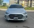 Серый Хендай Элантра, объемом двигателя 2 л и пробегом 171 тыс. км за 11000 $, фото 1 на Automoto.ua