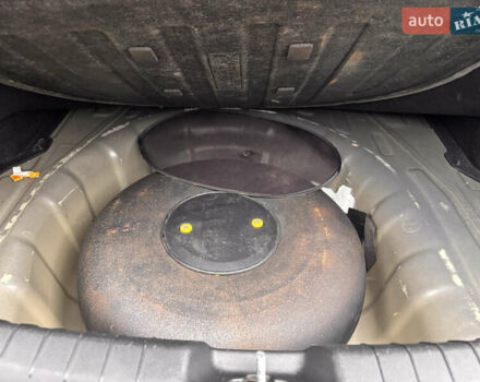 Серый Хендай Элантра, объемом двигателя 1.6 л и пробегом 111 тыс. км за 11900 $, фото 7 на Automoto.ua