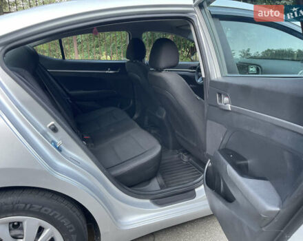 Серый Хендай Элантра, объемом двигателя 2 л и пробегом 97 тыс. км за 12500 $, фото 32 на Automoto.ua