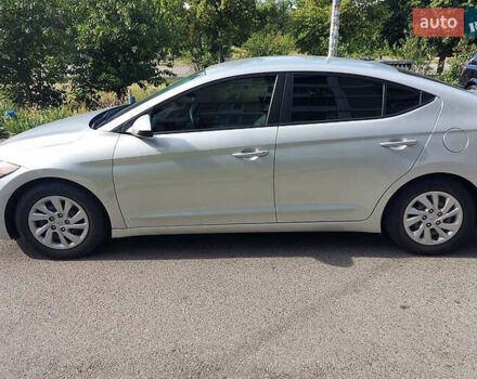 Серый Хендай Элантра, объемом двигателя 2 л и пробегом 156 тыс. км за 12400 $, фото 6 на Automoto.ua