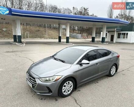 Серый Хендай Элантра, объемом двигателя 2 л и пробегом 175 тыс. км за 11200 $, фото 4 на Automoto.ua