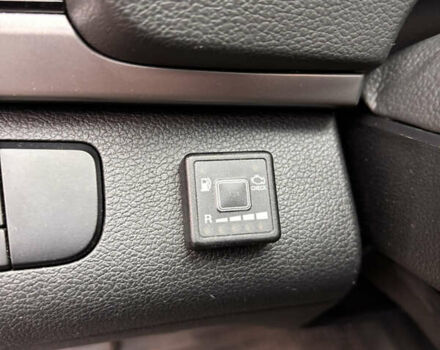 Серый Хендай Элантра, объемом двигателя 1.6 л и пробегом 111 тыс. км за 11900 $, фото 4 на Automoto.ua